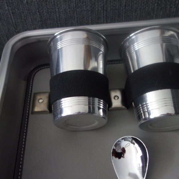 Vintage Dionite Bartender Luggage - Picture 2 of 14